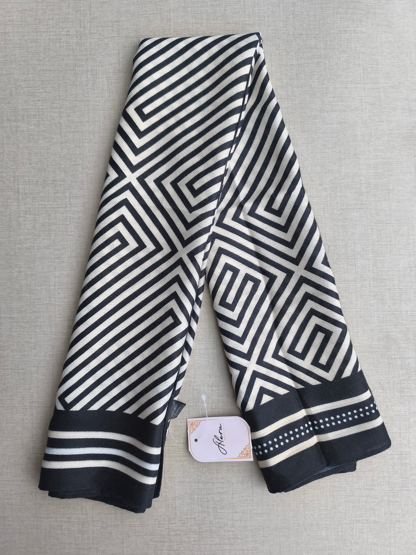 SCARF F1001