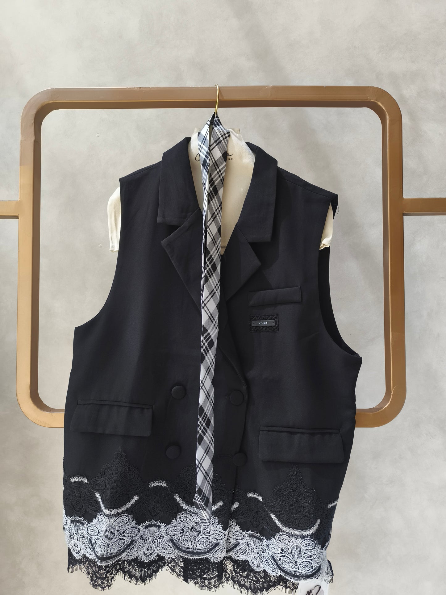 CLOTHES K992