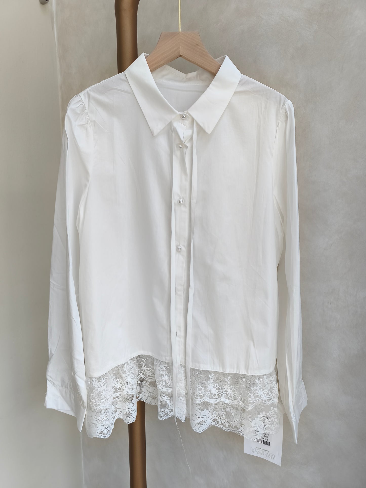 BLUS B3-0005