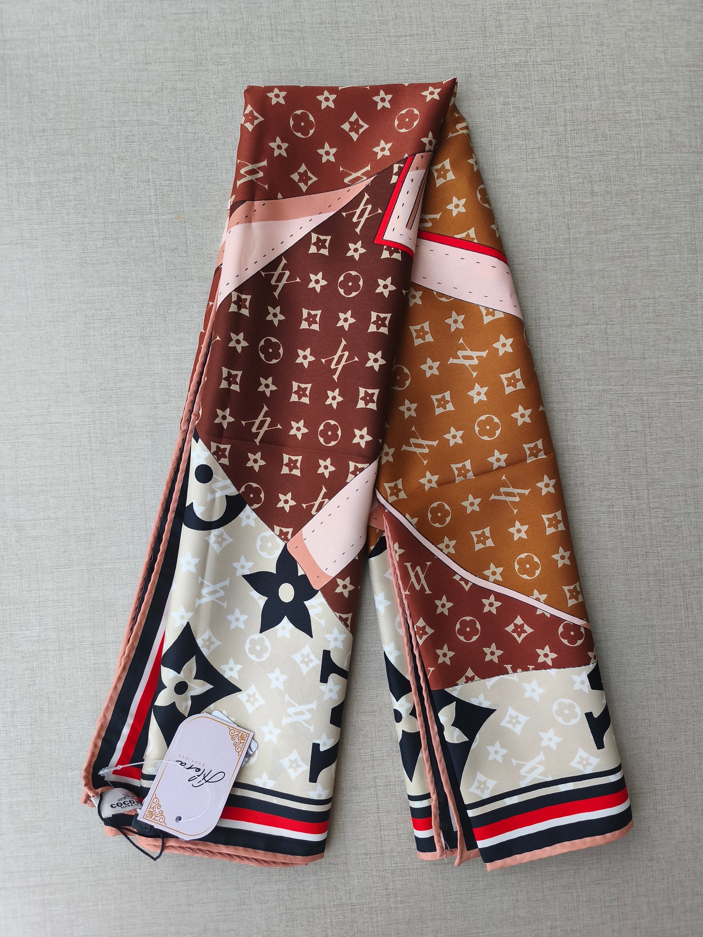 SCARF F1002