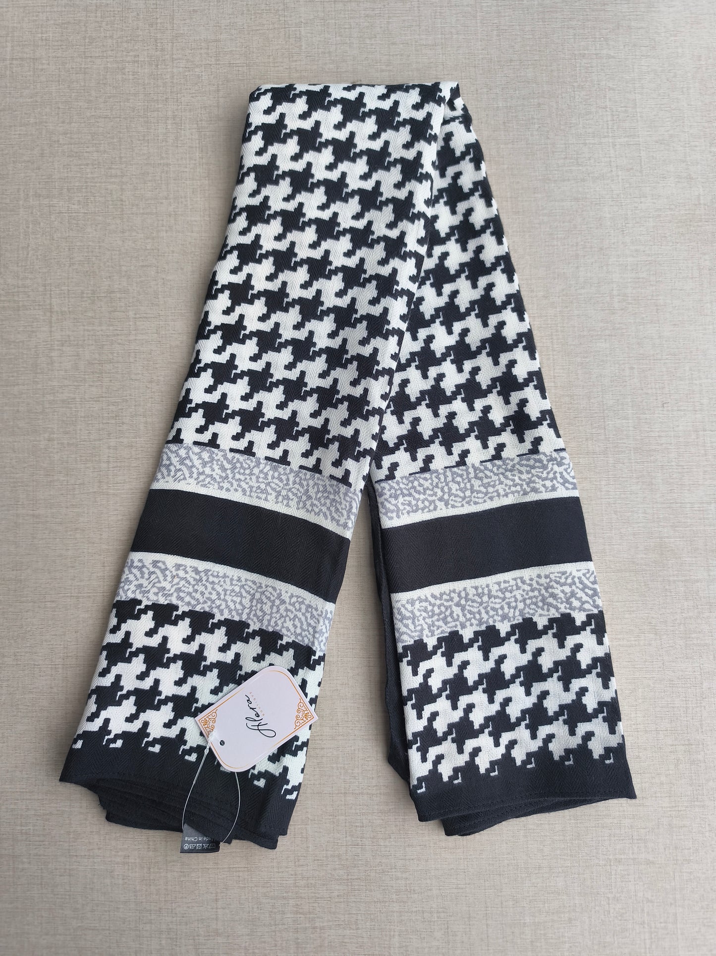 SCARF F1001