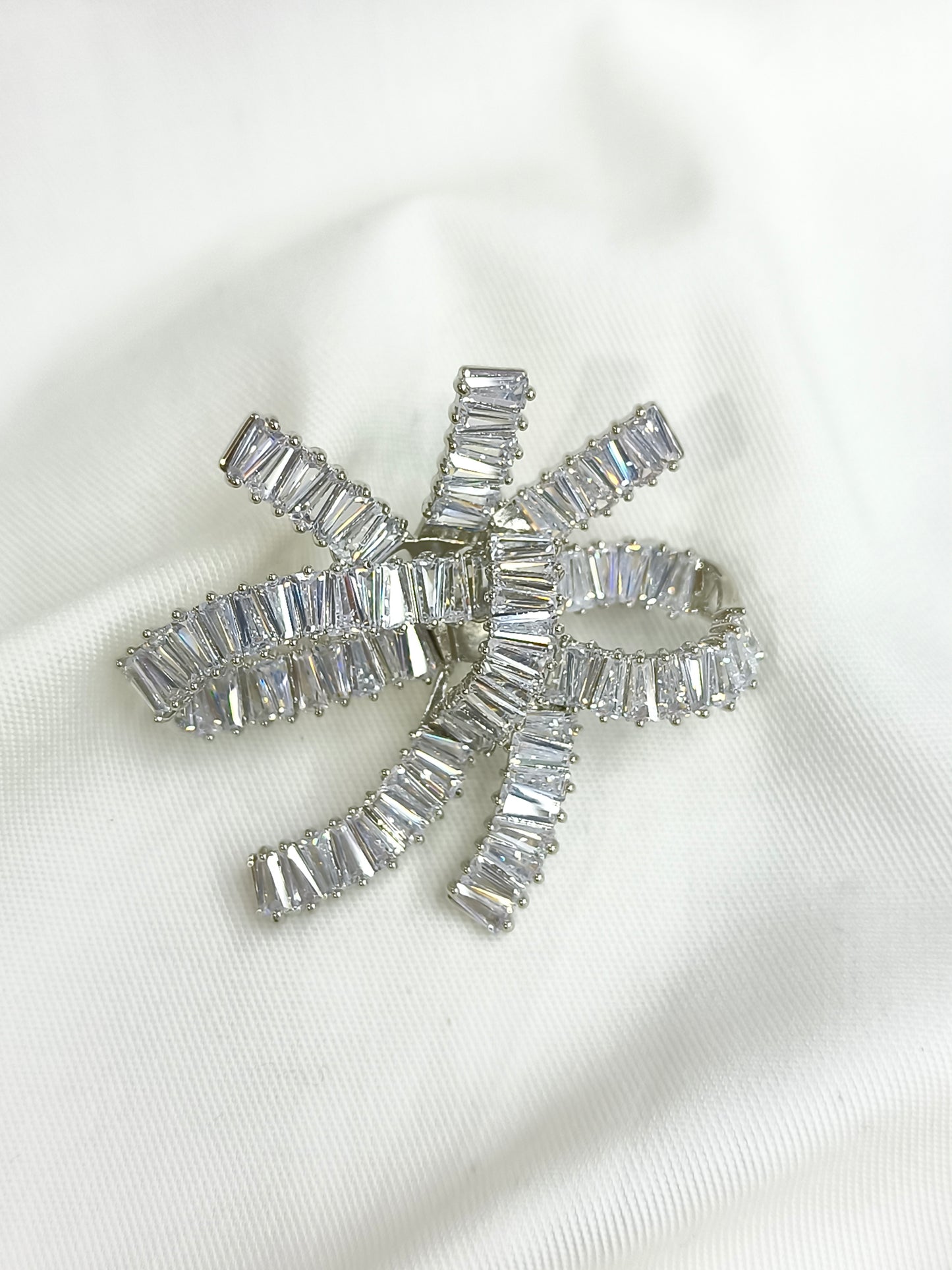 BROS PIN 0096