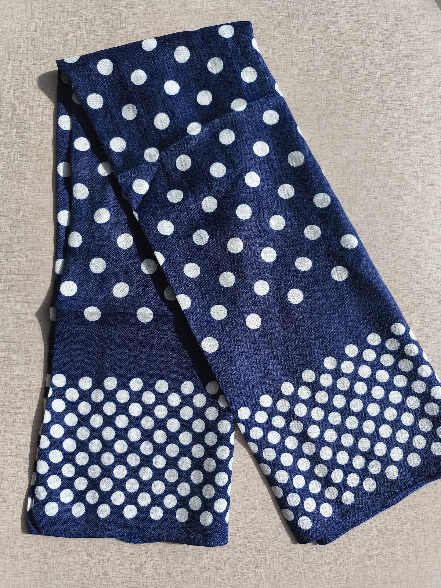 SCARF F1001