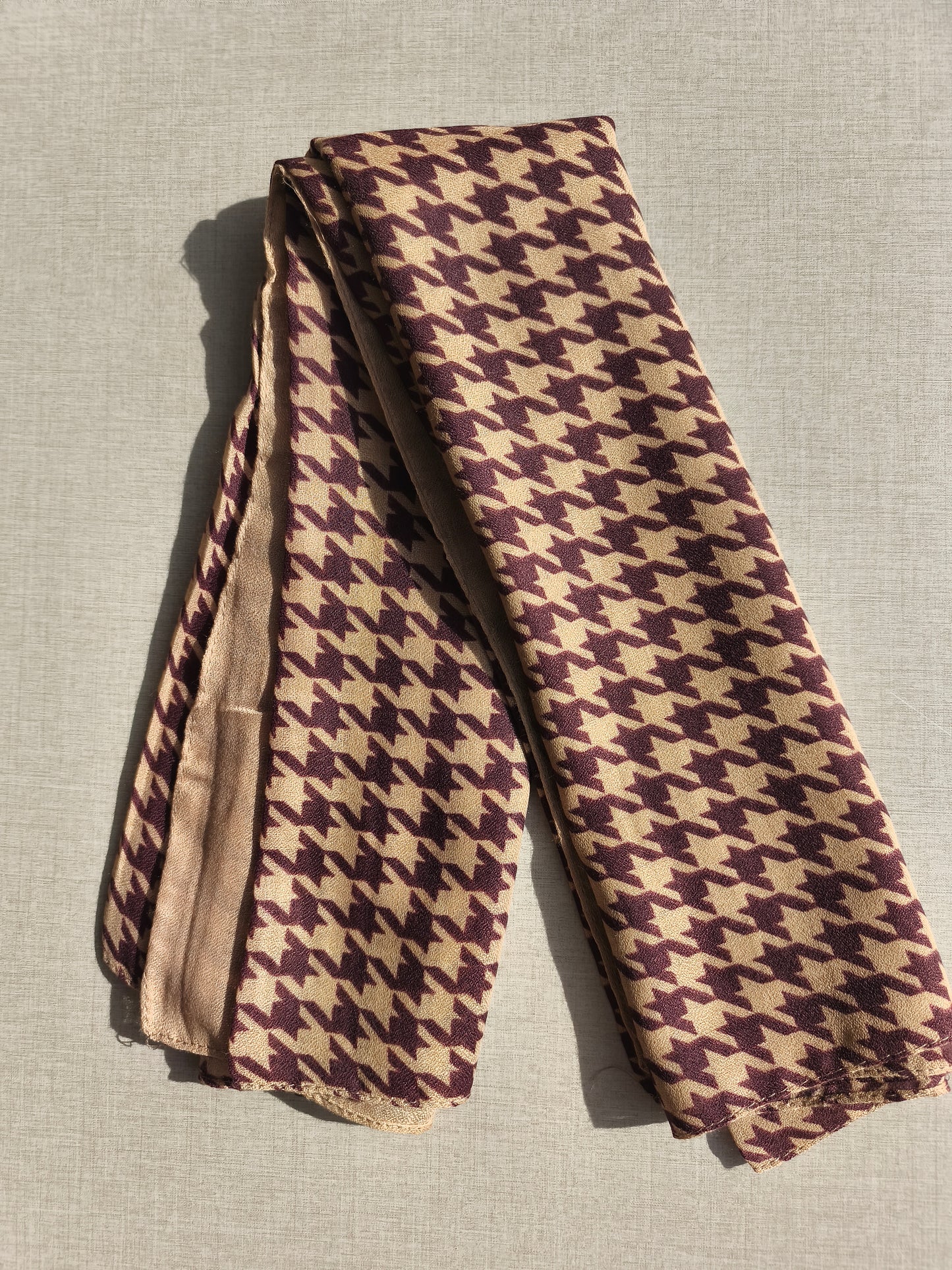 SCARF F1001