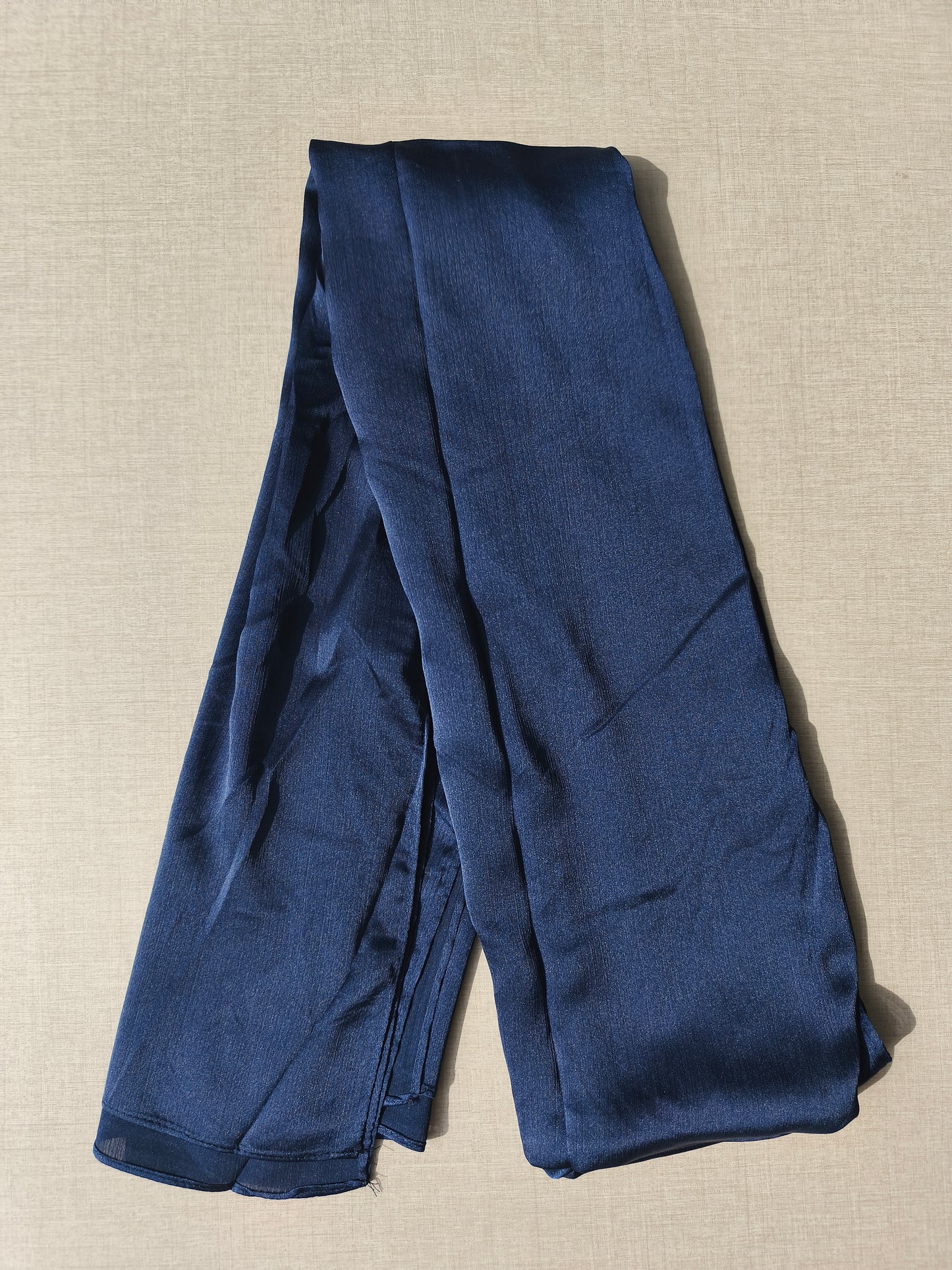SCARF F1002